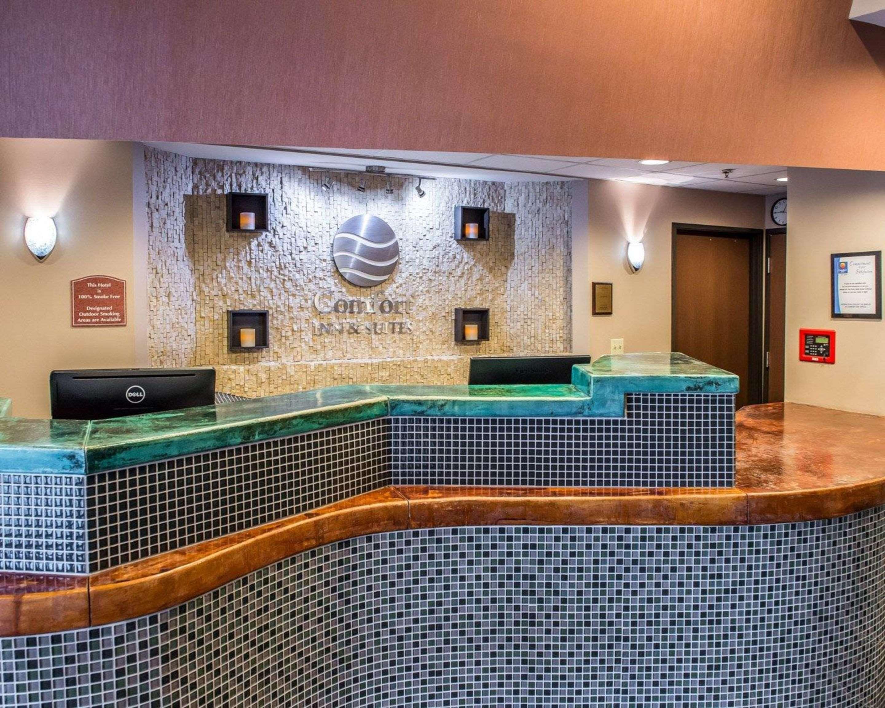 Hometowne Studios & Suites Washington Exterior foto